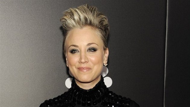 Kaley Cuoco Sweetingov na The People Magazine Awards (Beverly Hills, 18. prosince 2014)