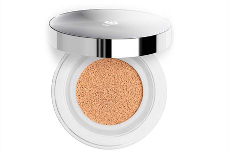 Make-up Miracle Cushion s revolun texturou kombinujc lehkost tekutho...