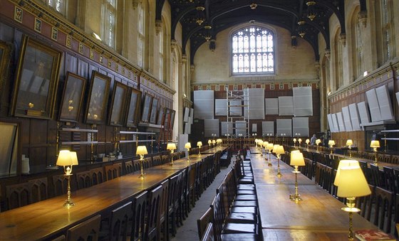Kolej Christ Church je jednou z nejvtích na univerzit v Oxfordu. V...