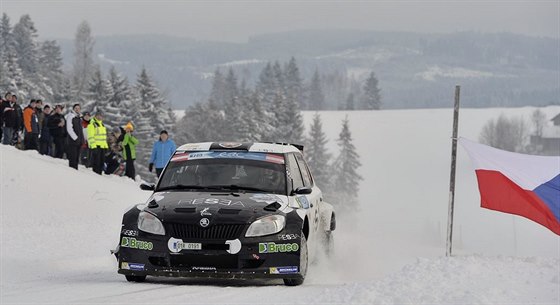 Jaromír Tarabus s Danielem Trunkátem skonili v rakouské Jänner rallye tvrtí.