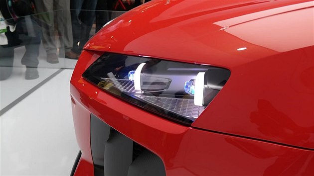 Laserov svtla na konceptu Audi Sport Quattro