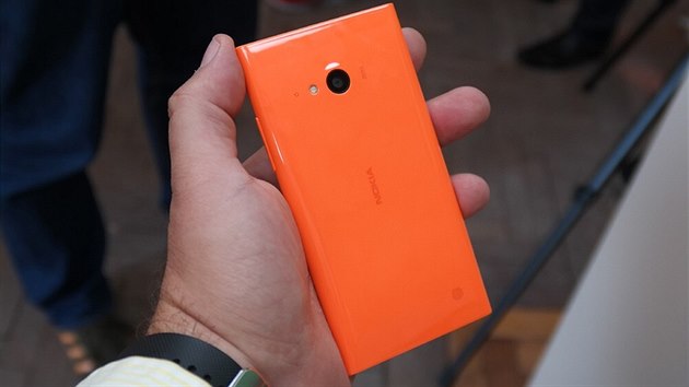 Nokia Lumia 730 na veletrhu IFA v Berln