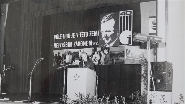 V roce 1989 se uskutenilo slavnostn zasedn pi pleitosti 40. vro pejmenovn Zlna na Gottwaldov.