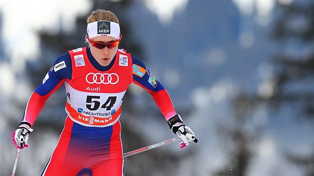 Norsk bkyn Ragnhild Hagaov bhem prologu Tour de Ski.