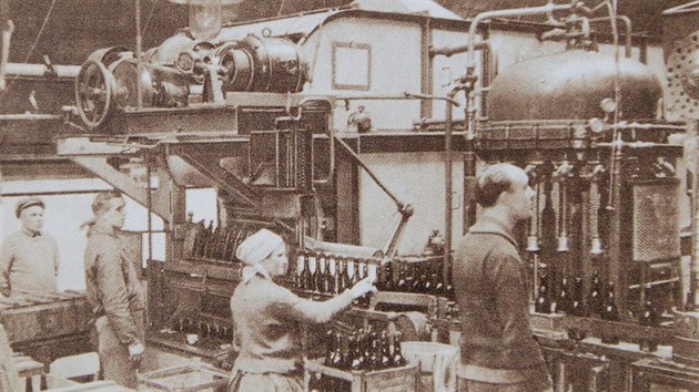 Lahvrna pivovaru ve Vratislavicch nad Nisou v roce 1930.