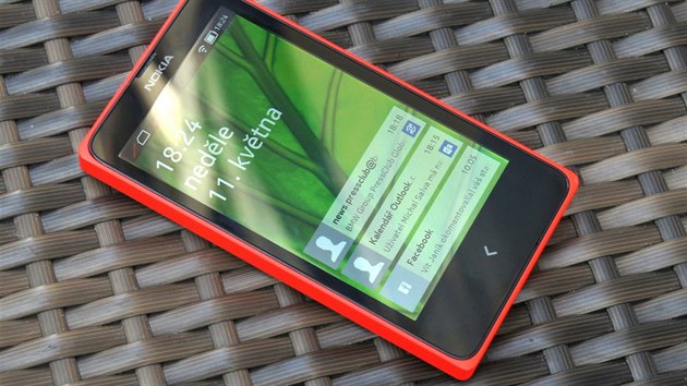 Nokia X