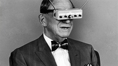 Stejně jako tato mobilní osobní televize Hugo Gernsbacka z roku 1963 neuspěla,... Stejně jako tato mobilní osobní televize Hugo Gernsbacka z roku 1963 neuspěla,...