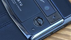 Vertu Signature Touch