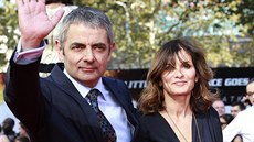 Rowan Atkinson a Sunetra Sastry (2011)