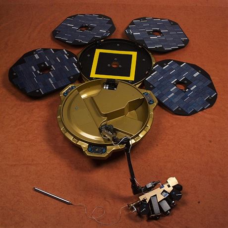 Britsk sonda Beagle 2 se odmlela po pistn na Marsu v roce 2003