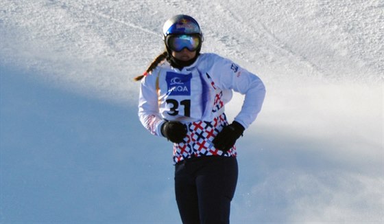Snowboardcrossaka Eva Samková 14. ledna pi tréninku na mistrovství svta v...