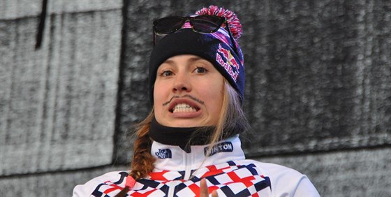 eská snowboardistka Eva Samková po finále  snowboardcrossu na MS v...