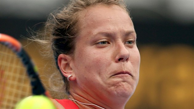 Barbora Zhlavov-Strcov v prvnm kole na turnaji v Sydney.