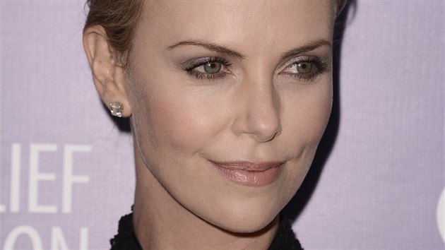 Charlize Theronov (Los Angeles, 10. ledna 2015)