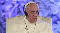 Cesta byla dlouhá a i František se podle všeho v některých chvílich nudil. Cesta byla dlouhá a i František se podle všeho v některých chvílich nudil.