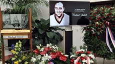 Poslední rozloučení s bývalým hokejovým a fotbalovým reprezentantem Vlastimilem... Poslední rozloučení s bývalým hokejovým a fotbalovým reprezentantem Vlastimilem...