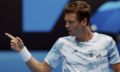 NEBEZPENÝ SOUPE. Tomá Berdych ukázal, e je poteba s ním na Australian Open poítat.