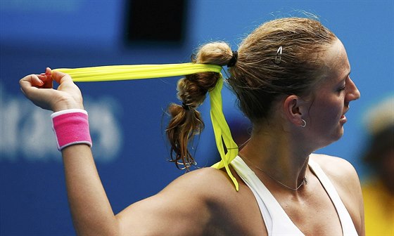 STUHU DOL. Petra Kvitová po vítzství ve druhém kole Australian Open.