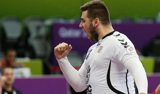 Leo Petrovský v utkání proti Rusku na mistrovství svta v Kataru.