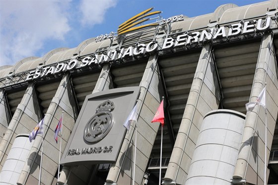 Stadion Santiaga Bernabéua, kde hrají fotbalisté Realu Madrid.