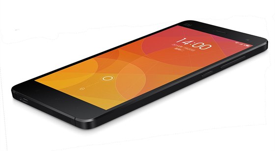 Xiaomi Mi4 v erném provedení láká výbavou a pedevím cenou
