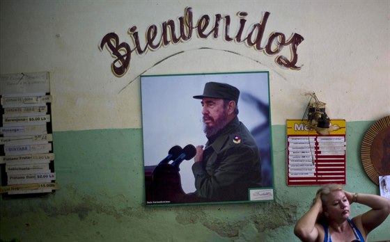 Portrét bývalého kubánského vdce Fidela Castra ve státním obchod v Havan.
