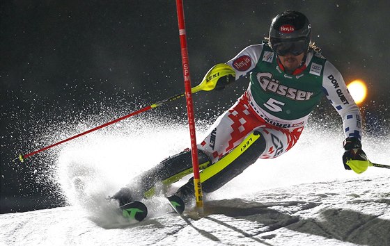 Ondej Bank bhem slalomu do superkombinace, která se jela v rakouském...