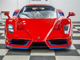 itn Ferrari Enzo