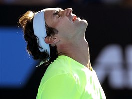 TO JE PRيVIH. Roger Federer ve tetm kole Australian Open.