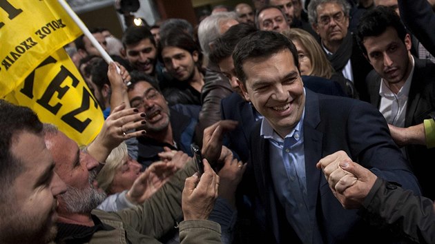 f hnut Syriza Alexis Tsipras na setkn se svmi pznivci v Soluni (20. ledna 2015)