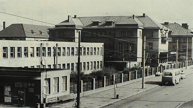 Podnik Synthesia v padestch letech minulho stolet.