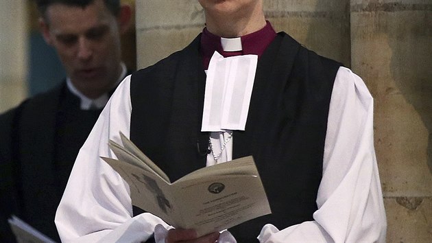 Prvn biskupka angliknsk crkve Libby Laneov (26. ledna 2015).