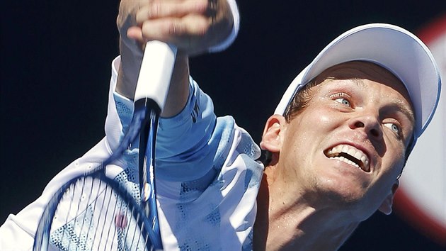 NA SERVISU. Tomá Berdych ve druhém kole Australian Open.