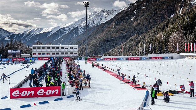 Biatlonov arel v italsk Anterselv.