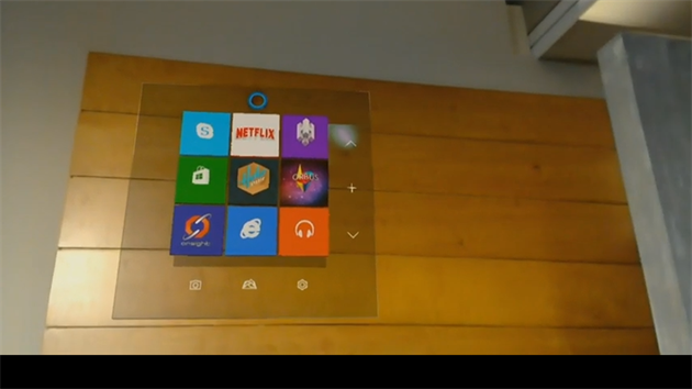 Microsoft HoloLens a virtuln menu vykreslen na stn