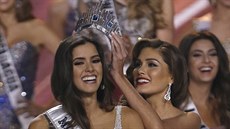 Korunovace nové Miss Universe Korunovace nové Miss Universe