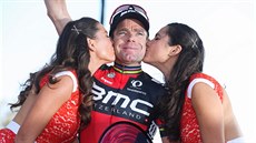 POLIBKY NA ROZLOUČENOU. Cadel Evans slaví třetí místo na etapovém závodě Tour... POLIBKY NA ROZLOUČENOU. Cadel Evans slaví třetí místo na etapovém závodě Tour...