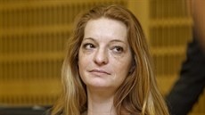 Bývalá ředitelka Domova Petruška Petra Brožová obžalovaná z okrádání seniorů. Bývalá ředitelka Domova Petruška Petra Brožová obžalovaná z okrádání seniorů.