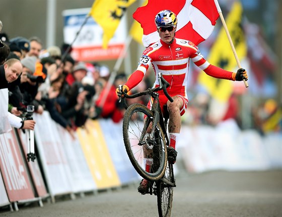 Dán Simon Andreassen vyhrál na cyklokrosovém MS v Táboe závod junior.