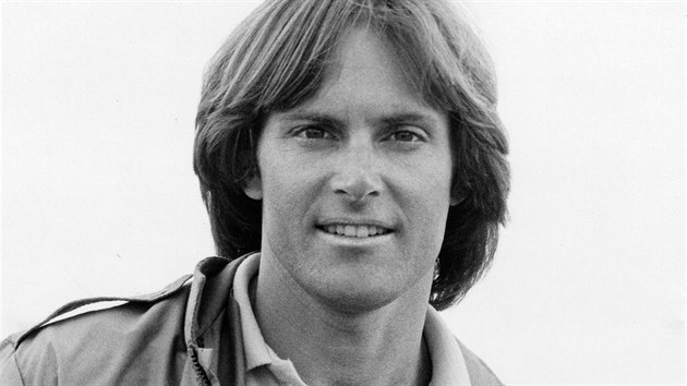 Bruce Jenner v roce 1985. V tto dob pr zaal poprv uvaovat o operaci