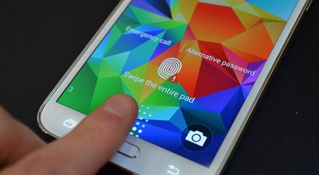 Sníma otisk prst má i pátá generace Galaxy S.