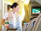 Karolína Krausová je stevardkou u letecké spolenosti Emirates Airlines