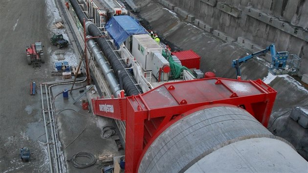 Ražba nejdelšího železničního tunelu v ČR začala. (3. února 2015)
