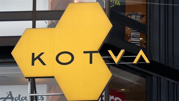 Obchodní dům Kotva na náměstí Republiky v Praze slaví 40 let od svého otevření. Obchodní dům Kotva na náměstí Republiky v Praze slaví 40 let od svého otevření.