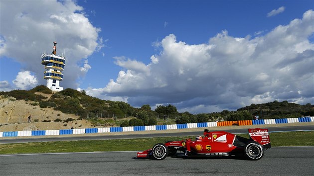 Kimi Rikknen bhem vodnho testovn na novou sezonu formule 1