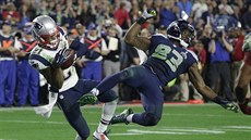 KLÍČOVÝ MOMENT. Obránce Malcolm Butler (v bílém) těsně před koncem Superbowlu... KLÍČOVÝ MOMENT. Obránce Malcolm Butler (v bílém) těsně před koncem Superbowlu...