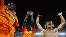 Fotbalisté Pobeí slonoviny se radují z výhry ve finále Afrického poháru...