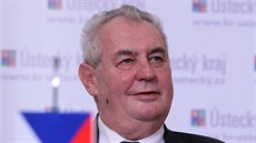 Prezident Miloš Zeman při návštěvě Ústeckého kraje v Jirkově (4. 2. 2015) Prezident Miloš Zeman při návštěvě Ústeckého kraje v Jirkově (4. 2. 2015)