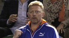 Boris Becker se raduje z výhry svého svence Novaka Djokovie na Australian...