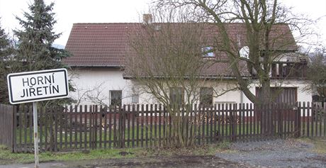 Jeden z opravených dom v Horním Jietín. 
